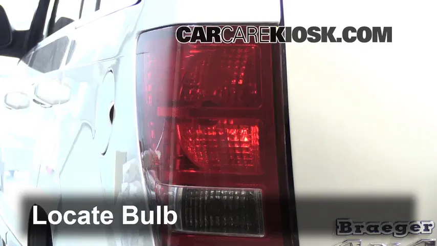 2007 Jeep Grand Cherokee Laredo 3.7L V6 Lights Reverse Light (replace bulb)